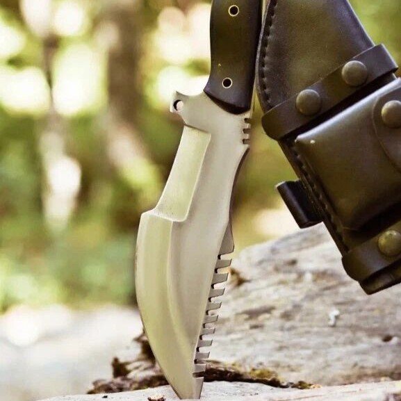 BOWIE KNIFE