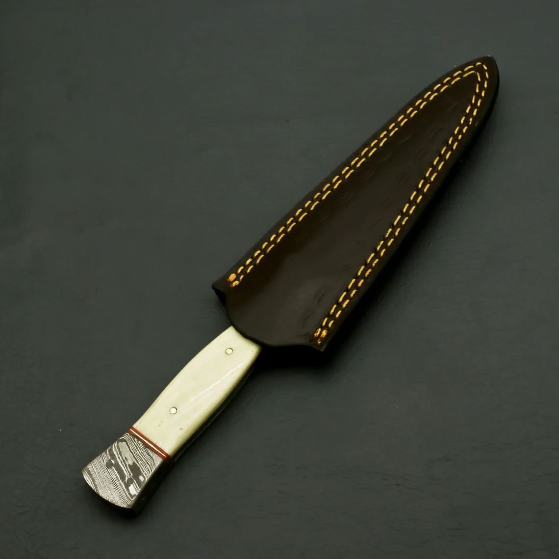 Hunting knife