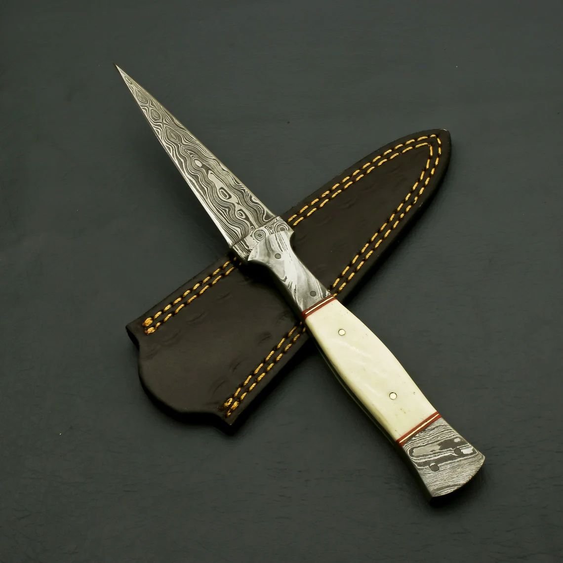 Hunting knife