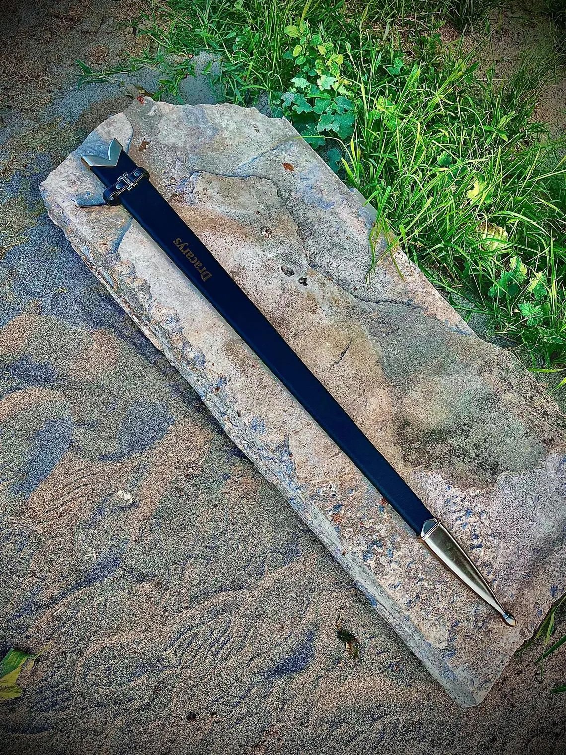 Fantasy Dragon Sword